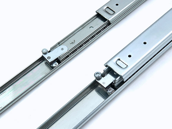 Heavy duty two way travel extension slides 4